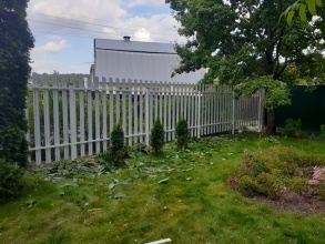 Забор из евроштакетника с забивными столбами 25 метров фото в Семёнове